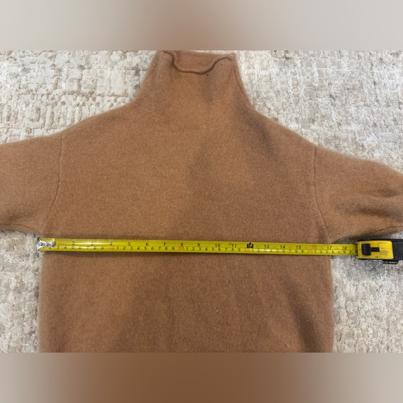 Wilfred Cashmere Tan Turtleneck Sweater - Picture 2 of 3